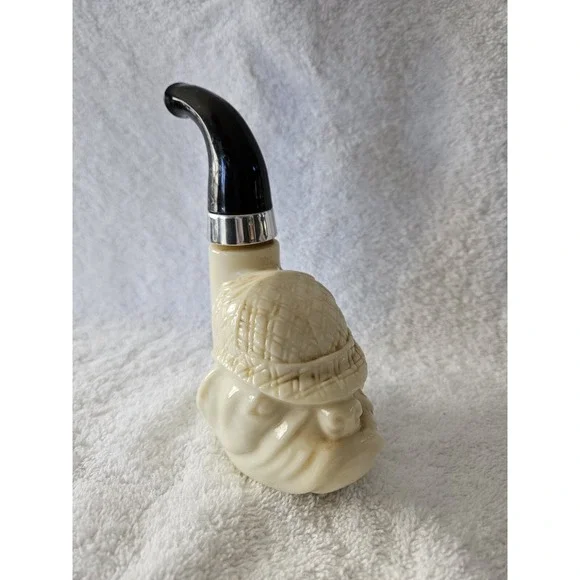 AVON Vintage Bloodhound Pipe Dog Wild Country After Shave 6 oz Full Bottle