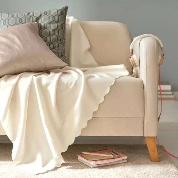 IKEA Thorgun Blanket White NEW Bundle of 2 Soft Cozy Fleece Throw Blankets NWT