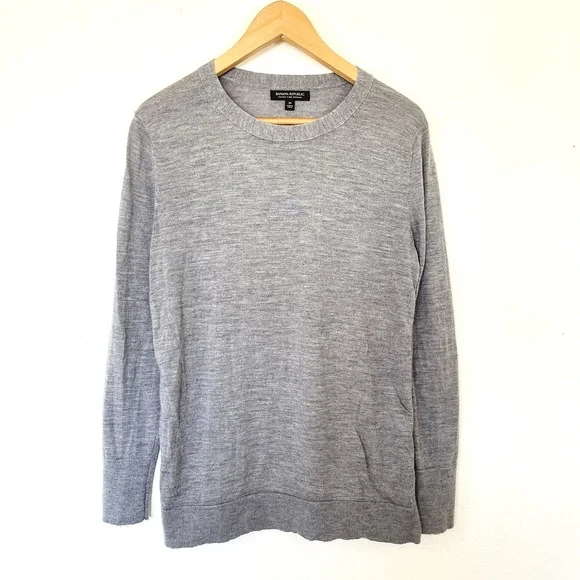 Banana Republic Mens Extra Fine Merino Wool Size M Gray Lightweight