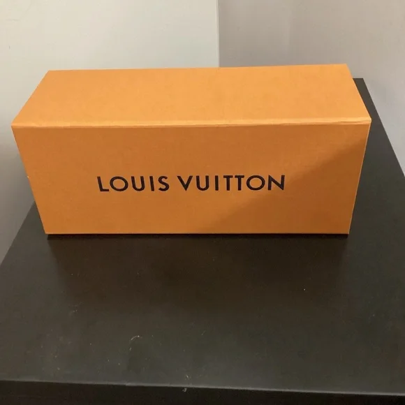 LOUIS VUITTON TISSUE PAPER & EMPTY BOX