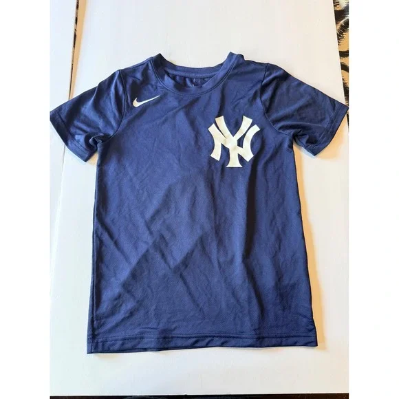 Nike New York Yankees Women XS‎ Navy Blue Mesh T-Shirt MLB Number 7 M1011459