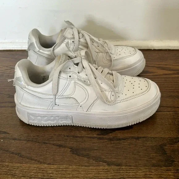 Nike Womens Air Force 1 Fontanka Triple White low top sneakers