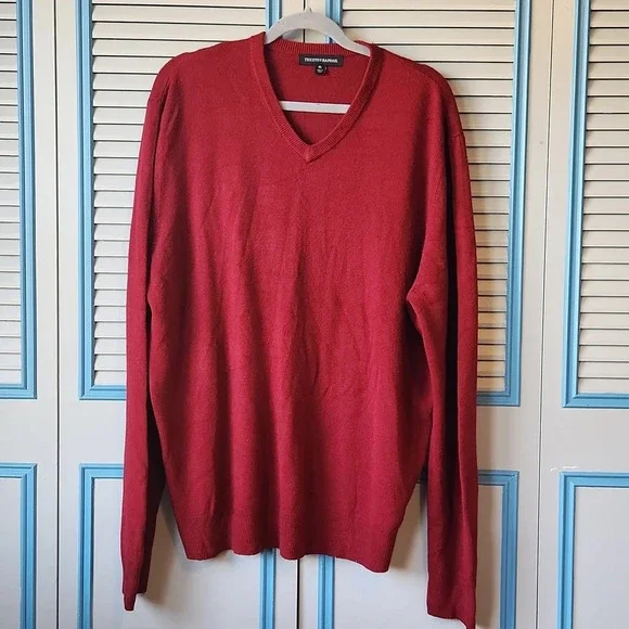 Tricots St. Raphael Red Sweater