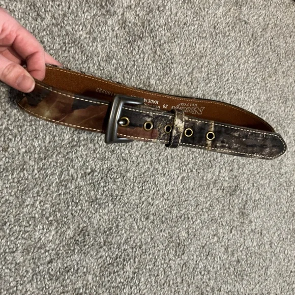 Nocona belt boys 28 camo brown leather outdoor hunting‎ casual workwear
