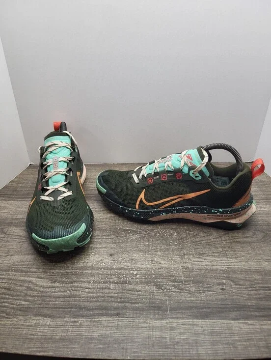 Nike Terra Kiger 9 Low Sequoia Amber Brown Women's Size 8 Trail Running Shoes