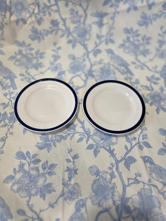 IKEA Almhult White & Blue 4.25