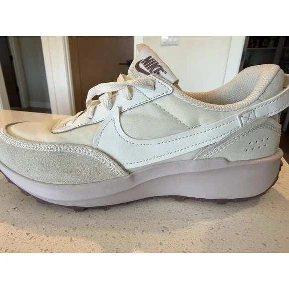 Nike Waffle Debut WMNS‎ Summit White / Smokey Mauve Women's Size 7.5