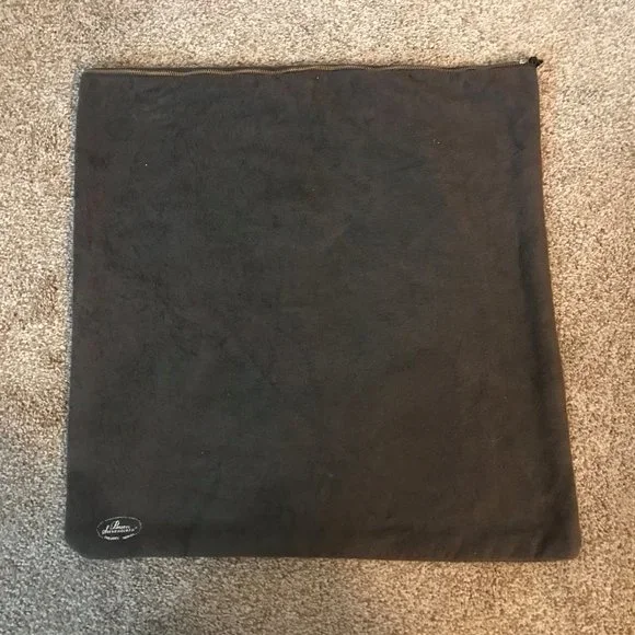 Pacific Silvercloth zippered pouch 18