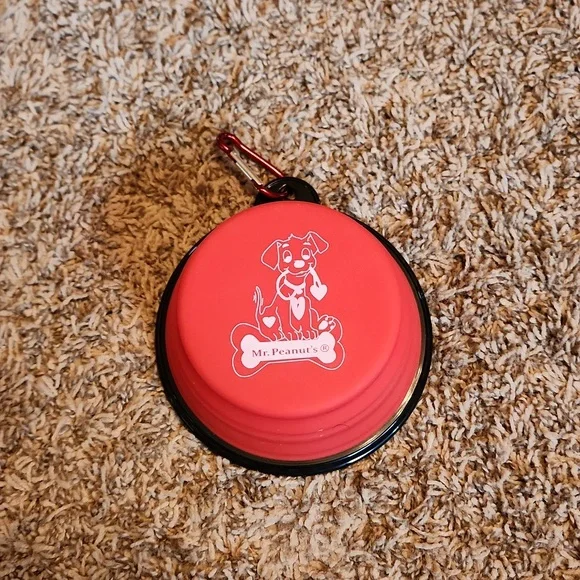 Mr. Peanuts Collapsible Pet Bowl