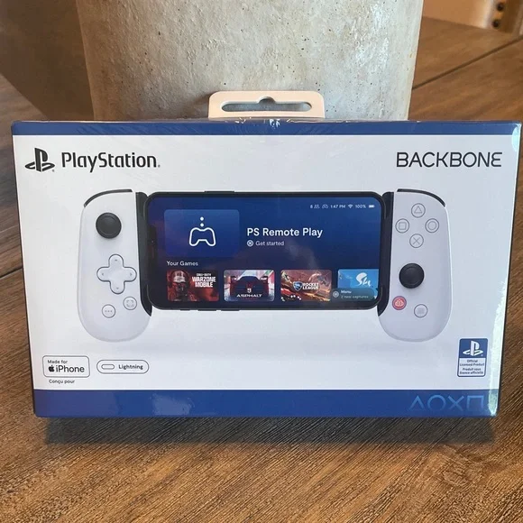 NIB PLAYSTATION BACKBONE LIGHTNING WHITE GAMING CONTROLLER FOR IPHONE BB-02-W-SW