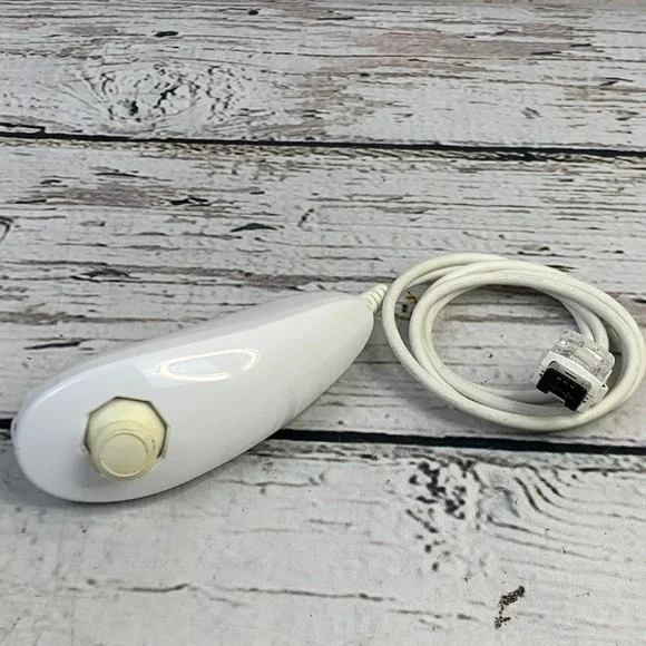 Nintendo Wii Nunchuk Controller White Wired Auxiliary‎ Gamepad OEM Tested