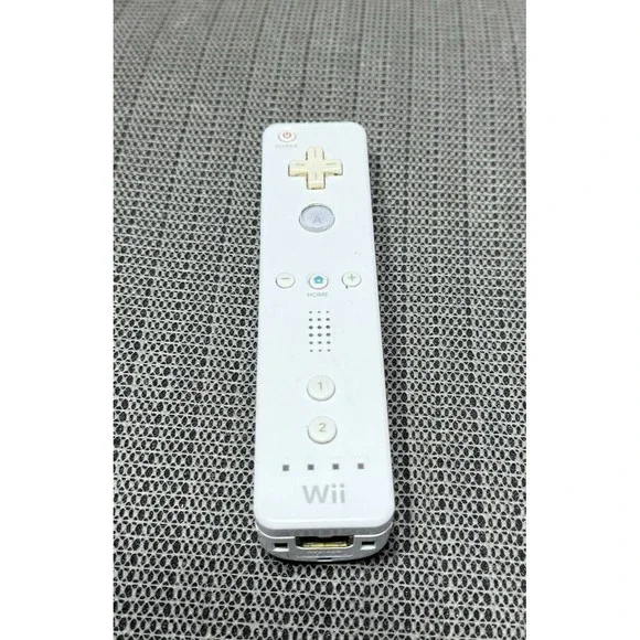 Official Nintendo Wii Remote Controller RVL- 003 OEM White