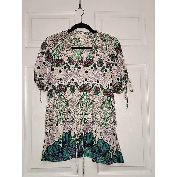 Trinity Anthropologie 100% Silk Blue & Green Butterflys Short Sleeve Top Fairy