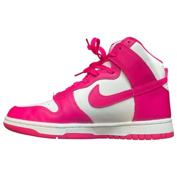 Nike Women's High-Top Dunk Sneakers 7.5 EUC