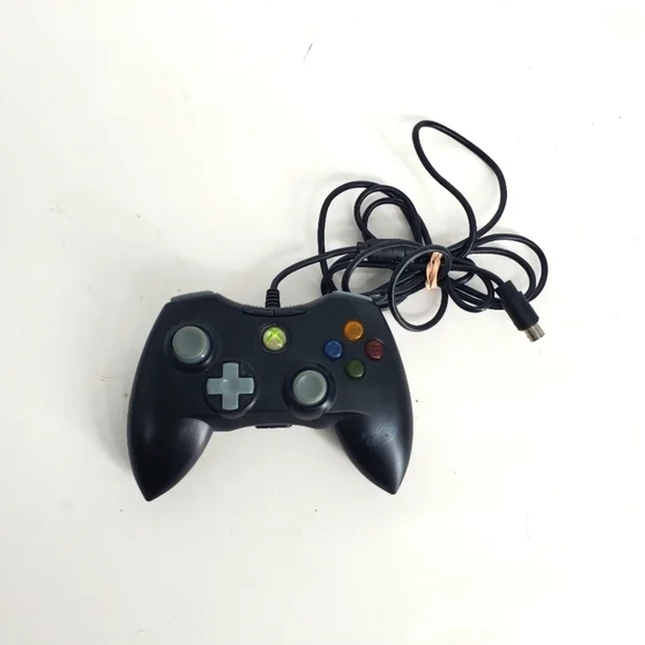 Gamestop Mad Catz Xbox 360 Wired Controller Game Pad 4716 Black No Dongle
