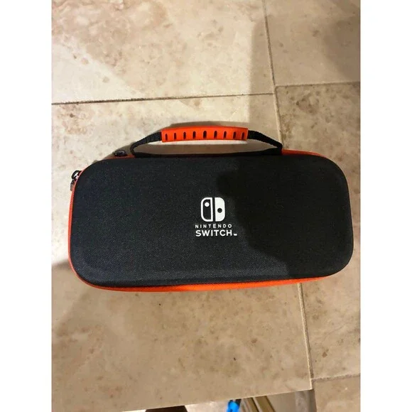 Nintendo Switch Case Black and Orange - NWOT Fits 10 Games