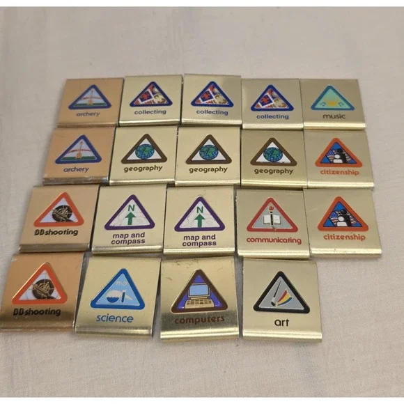 Vintage Cub Scouts BSA Tiger Cubs Belts & Metal Activity Badge Loops Lot of 40+