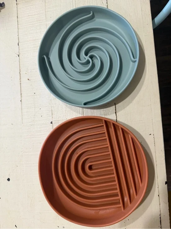 Set of 2 Suction Silicone Slow Feeder Pet Dog Bowls