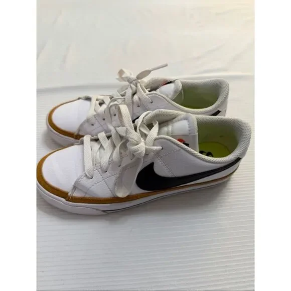 Nike Shoes Womens 6.5 Court Legacy Next Nature Low Sneakers DH3161-100 White