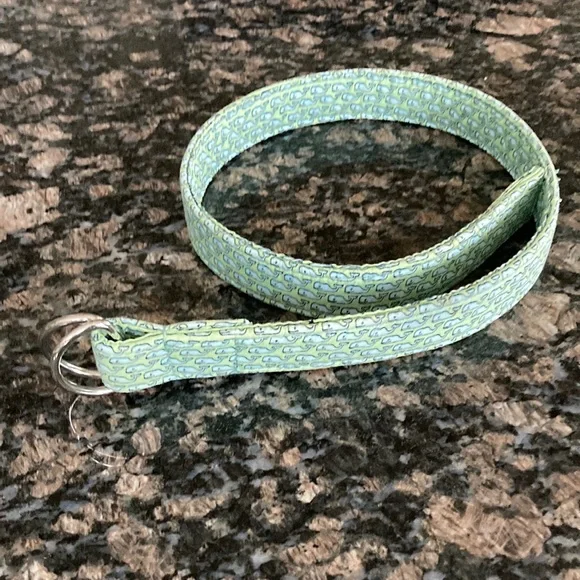 VINEYARD VINES CLASSIC WHALE D-RING BELT SIZE S