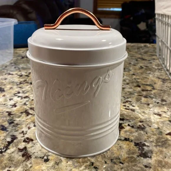 Canister AQ ROBELY THINGS‎ HOLDER
