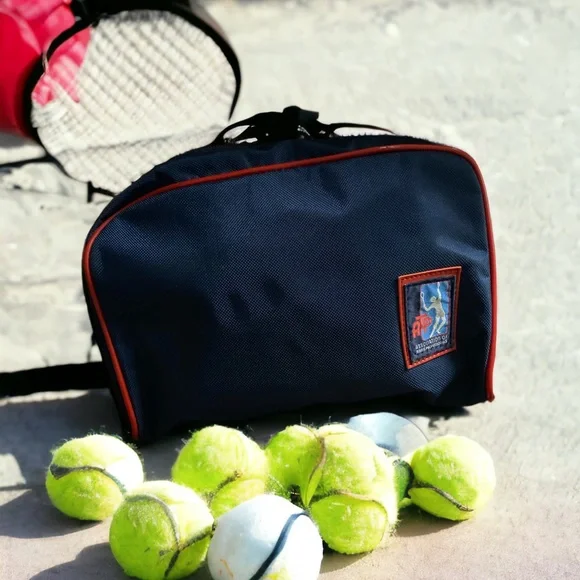 Vtg. ATP Tennis Tour Accessory Water/Ball Bag Black w Red Piping. EUC