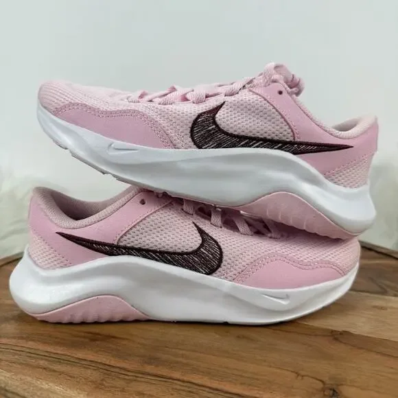 Nike Legend Essential 3 Next Nature Wmns‎ Size 5.5 Barely Rose training shoes