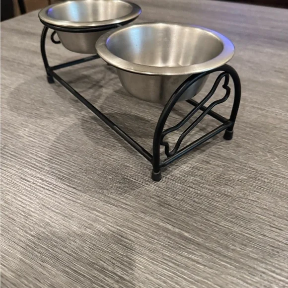Raised Stainless Steel Double Dog Bowl – Food & Water Stand