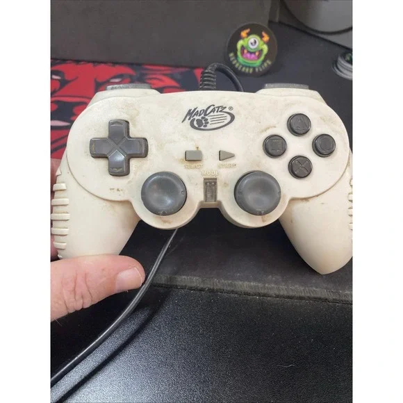 Madcatz Wired Controller 8216 Compatible With PlayStation T51