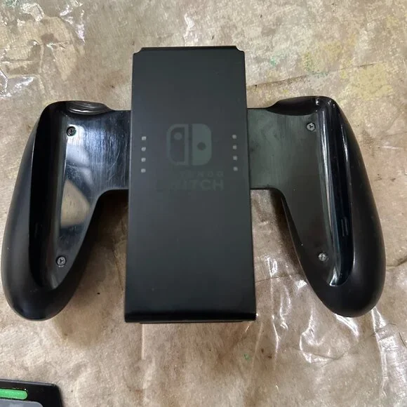 Official Nintendo Switch Joy Con Controller Comfort Grip OEM HAC-011 Black