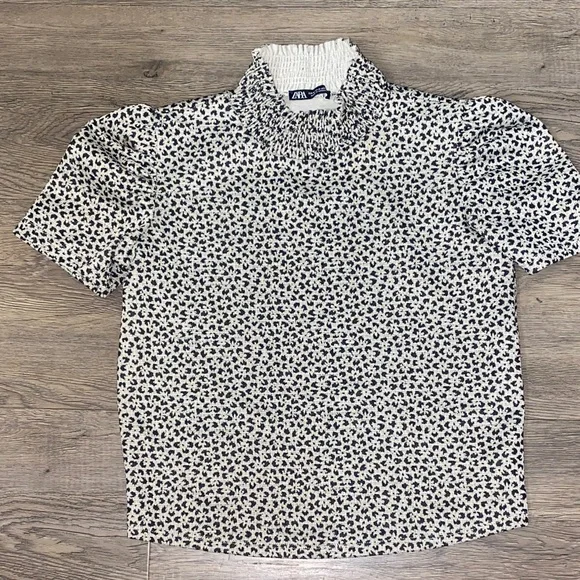 ZARA Black and Cream Leopard Print Shirt