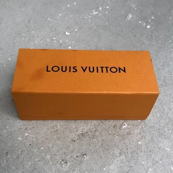 Louis  Vuitton  storage box