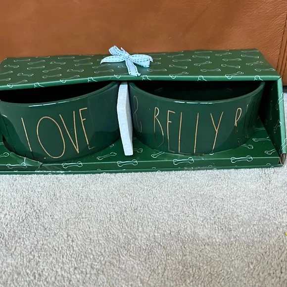 NIB Rae Dunn 6 inch pet bowls