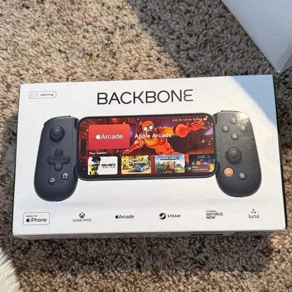 Backbone Gaming Controller for iPhone-lightening cable connection-NEW IN BOX