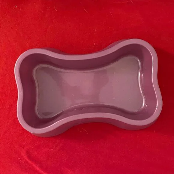 Dog Dish: Dog Bone Plastic Pet Dish, Purple or Red
