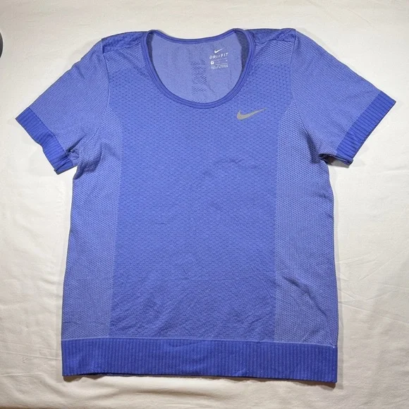 Nike Blue Women's Short Sleeve Tee