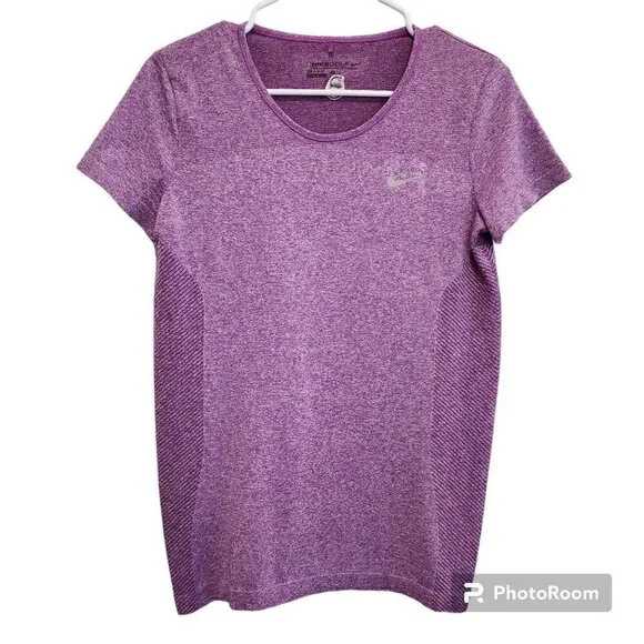Women's Nike Golf Dri Fit Medium Sz M Purple Short Sleeve Tee T-Shirt Gym
