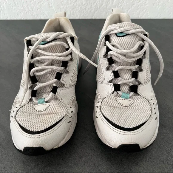 Nike Air‎ Heights White Blue Platinum Tint Trainers Cl0603 002 - Women’s Size 7