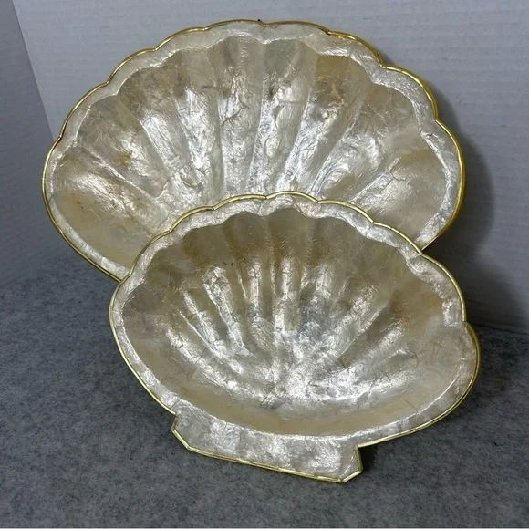 Vintage Capiz Shell Platter Plate Trays, from the South Pacific set of 2