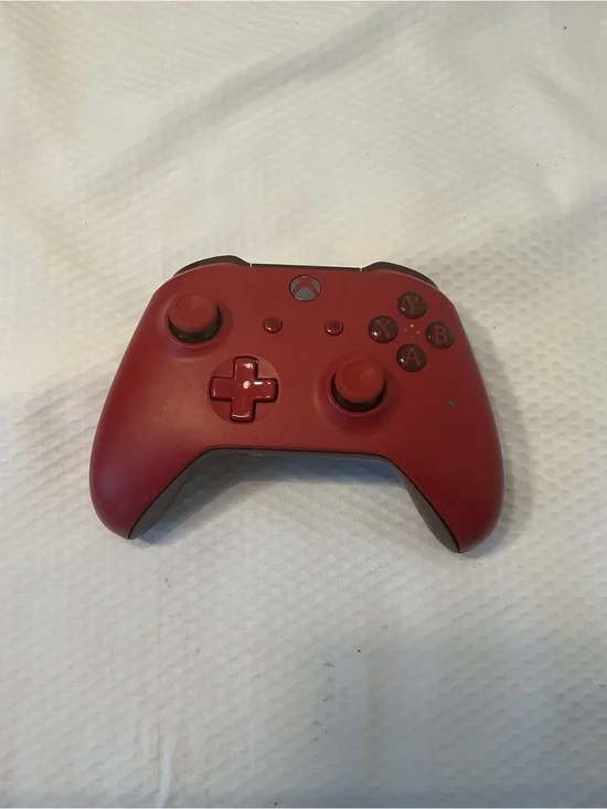 Xbox Wireless Controller in Red — Comfortable Gaming Controller