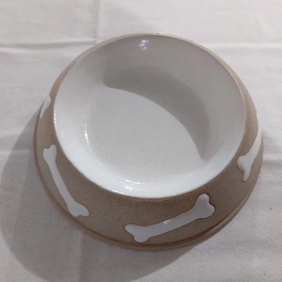 New Yommy Bowl Ceramic Pet Food Dish with Bone Motif 5.5