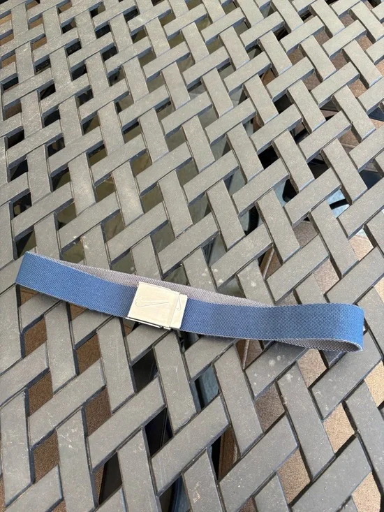 NIKE BOYS ADJUSTABLE BELT