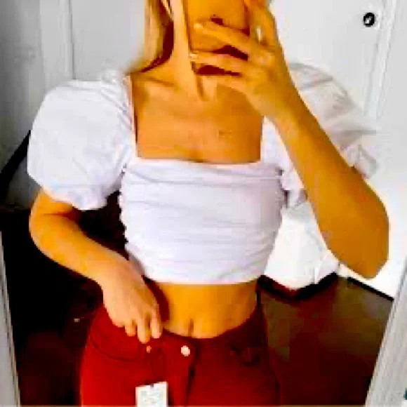 NEW Zara Elegant White Puff Sleeve Crop Top!🙏🎁❤️