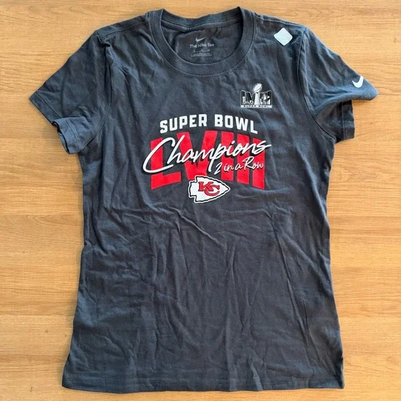 Nike Kansas City Chiefs Super Bowl LVIII Champions 2 In A Row T-Shirt Womens S