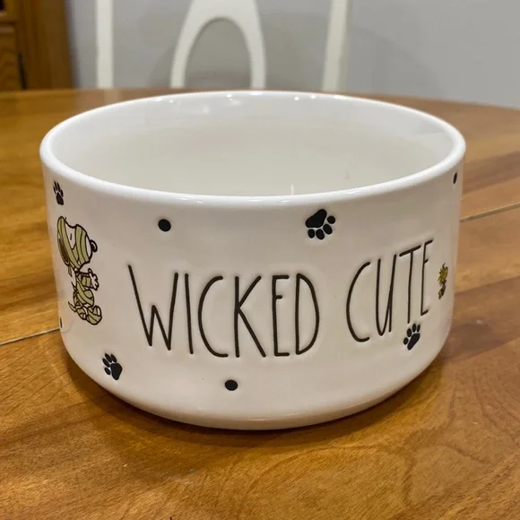 NWOT. Rae Dunn, dog bowl.