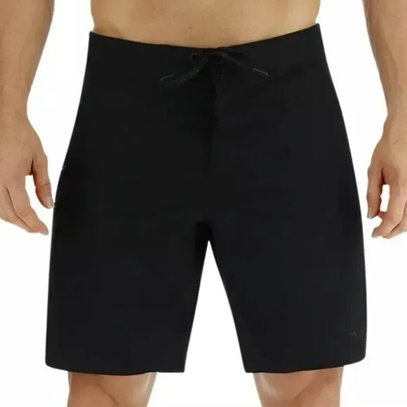 NWT Size 30 TYR Mobius Men's 9