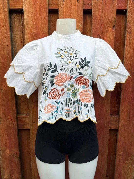 Zara White Embroidered Floral Puff-Sleeve Top with Peach Accents Size L