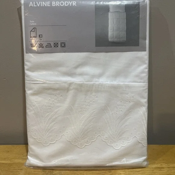 IKEA Alvine Brodyr Twin DUVET COVER Set‎ Scallop Edge WHITE Embroidered