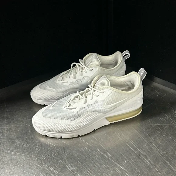 Nike AirMax Size 10 Women