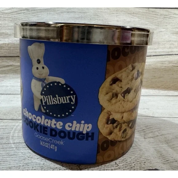 NEW Goose Creek Pillsbury Chocolate Chip Cookie Dough 3 Wick Candle 14.5 oz